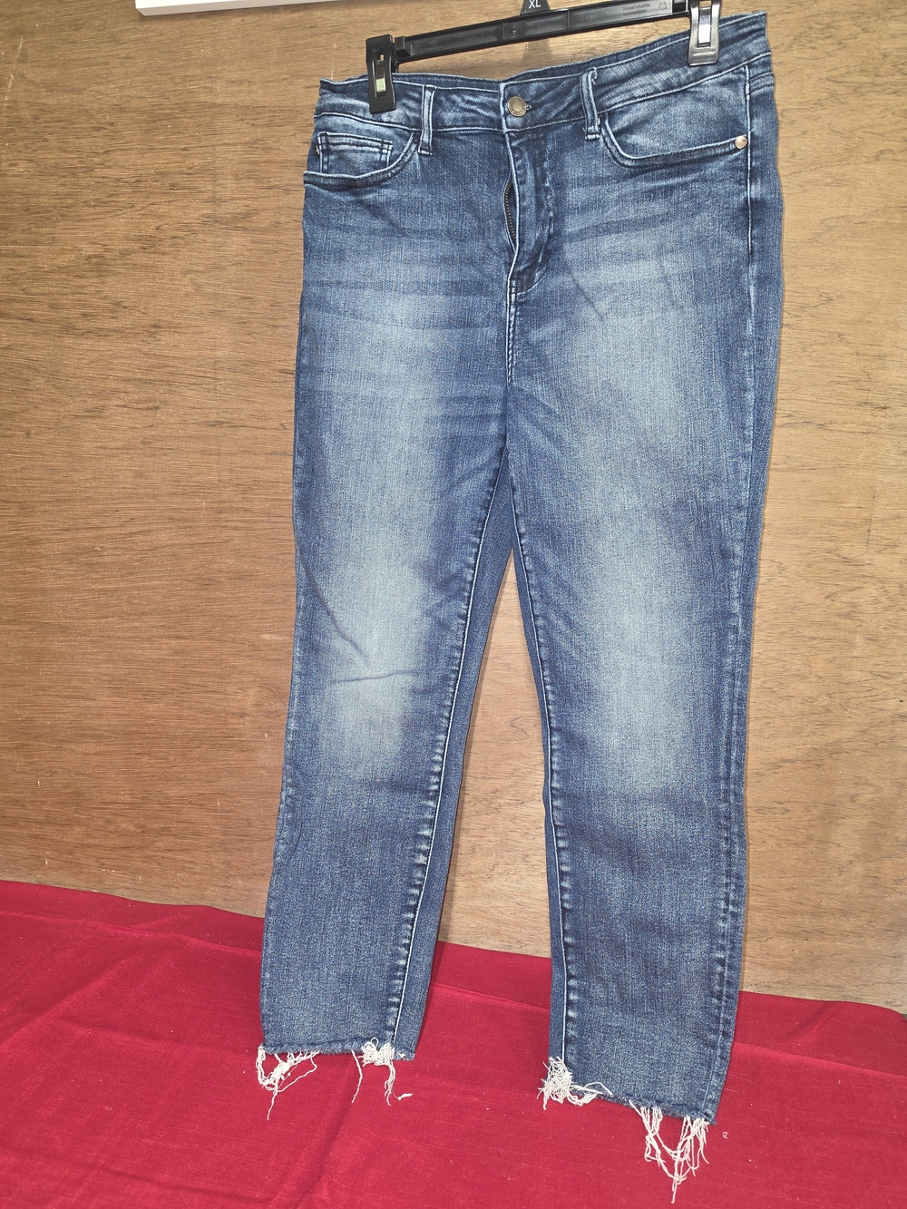 Judy Blue Medium Wash Distressed Frayed Hem 13